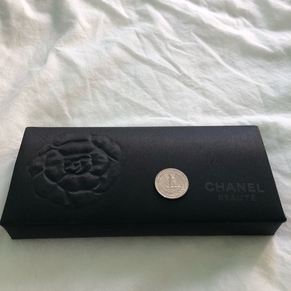 CHANEL silk box